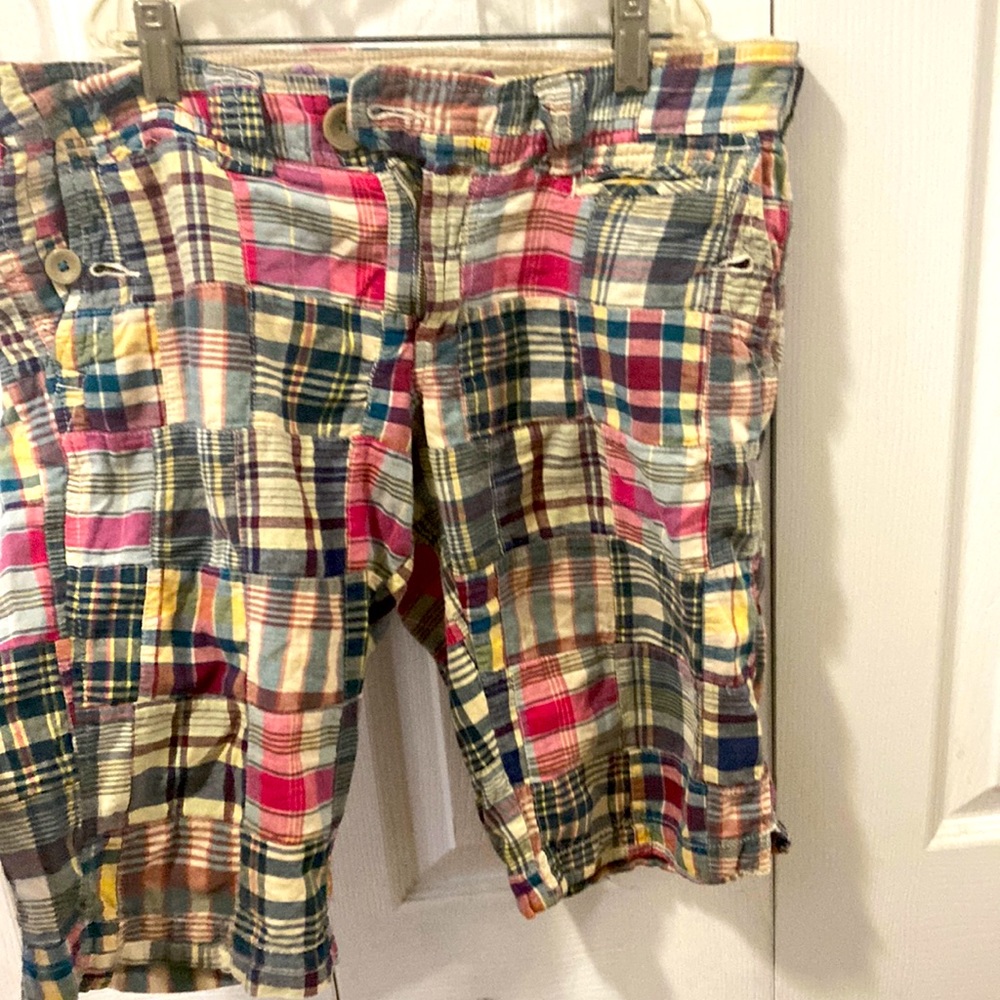American Eagle Womens Plaid Bermuda shorts